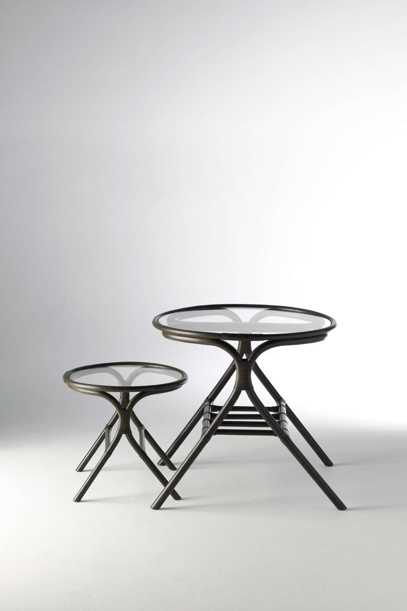 tacolini / easy tables CANARINO - Studiocharlie - Bonacina1889 - Carla Scorda - Gabriele Rigamonti - Vittorio Turla